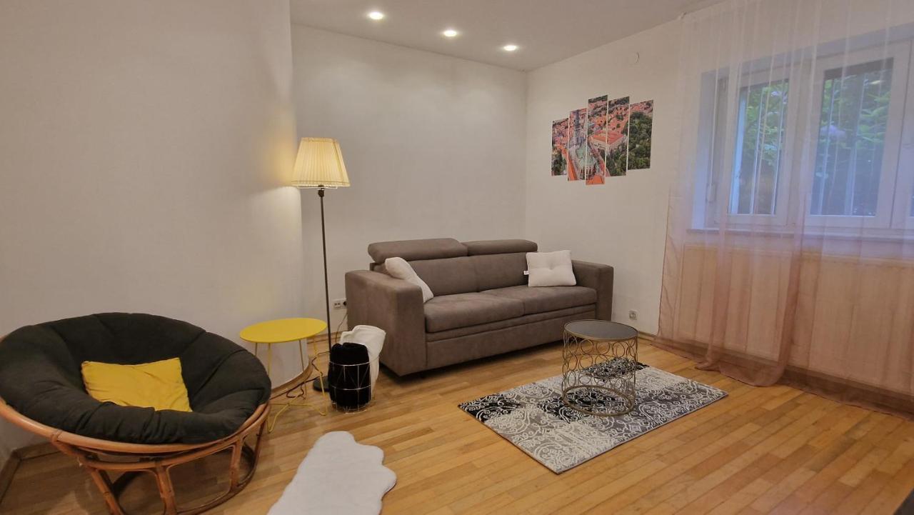 Apartman Roses Zagreb Exterior photo
